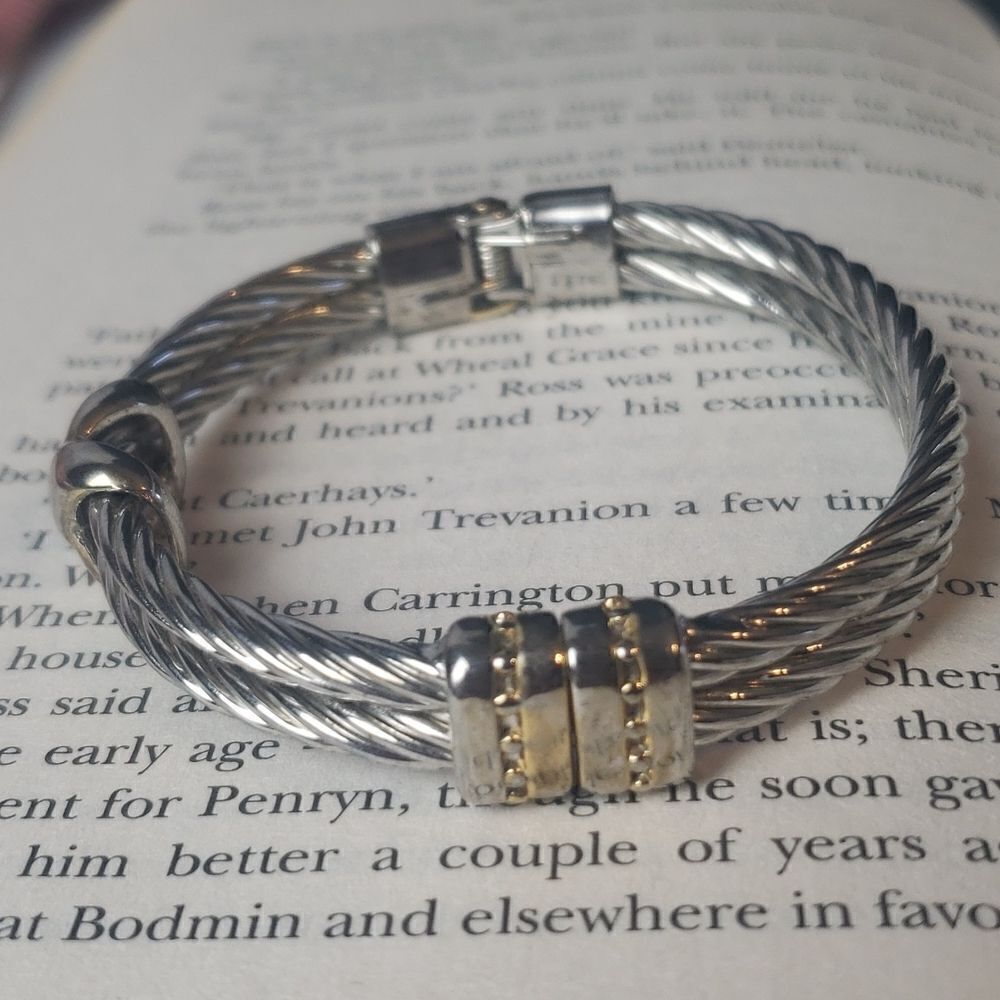 Bangle Bracelet - Picture 2 of 3